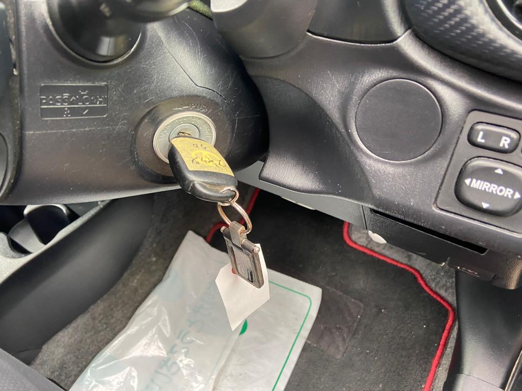 2011 Toyota Vitz RS